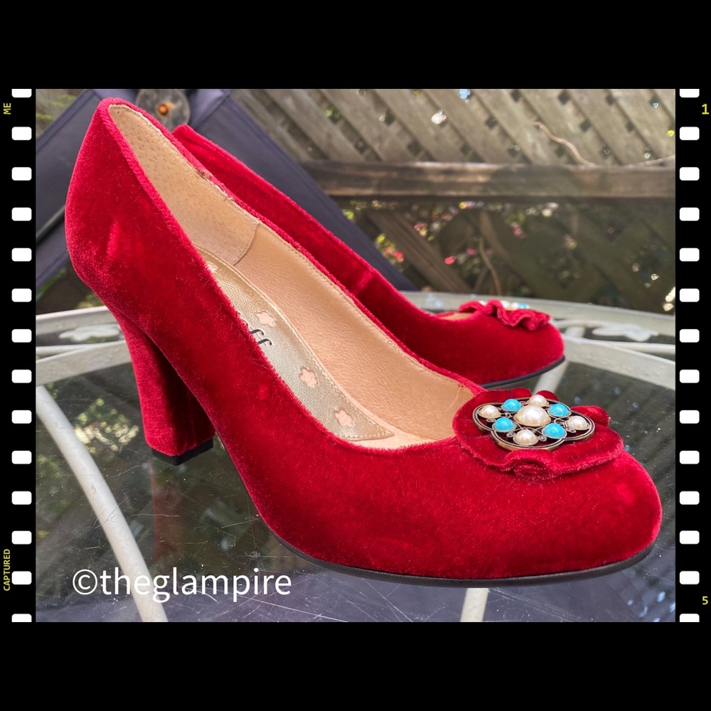 Ginger Goff Red Velvet & Pearls Heels 6M